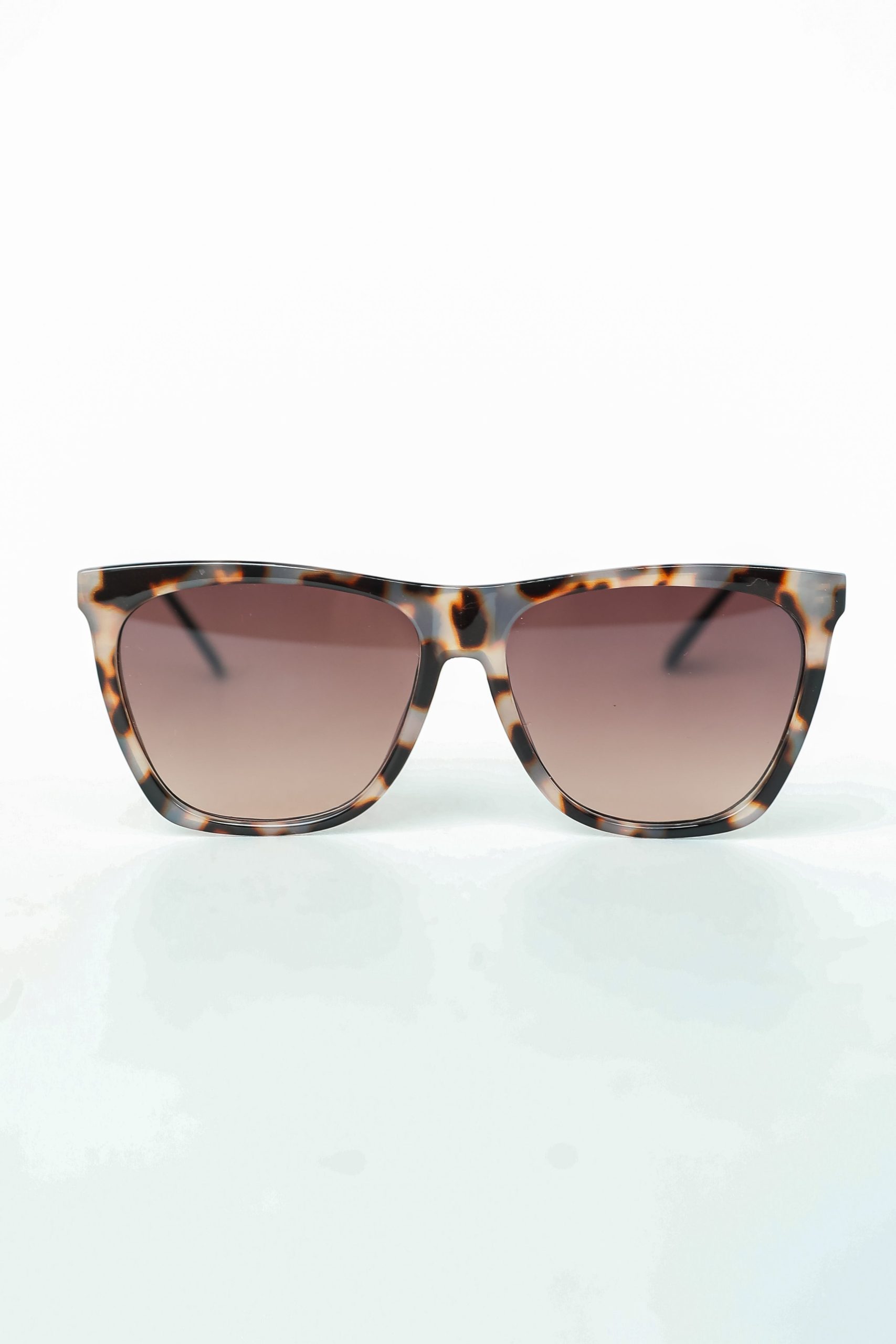 shopdressup_brown_sunglasses.jpg